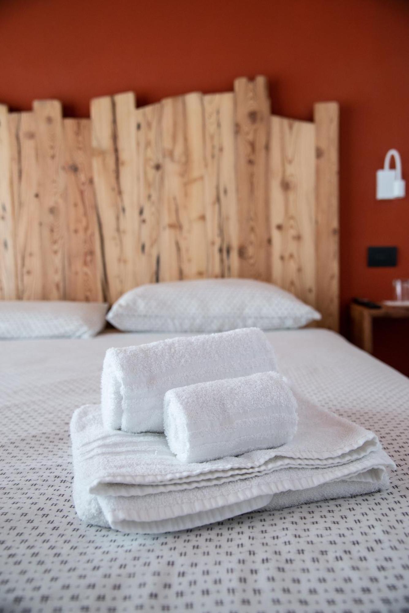 La Lesivera Bed And Breakfast 티오네 디 트렌토 외부 사진